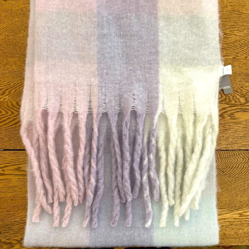 NWT Falls Creek Women’s Color Blocking Plaid Purple White Long Scarf 15x85”